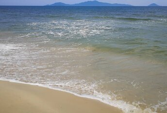 Vietnam, Da Nang, Dai Hoi beach