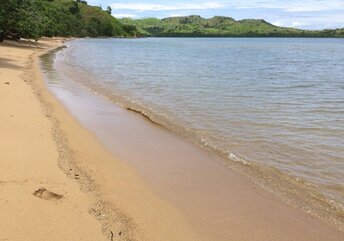 Indonesia, Lesser Sunda, Flores, Klumpang beach