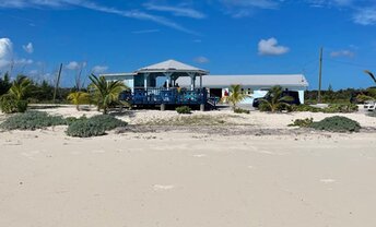 Bahamas, Grand Bahama, Bishop's beach