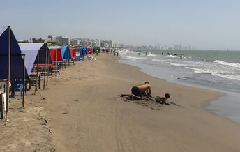 Colombia, Cartagena, Playa de la Boquilla beach