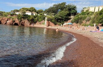 Франция, Лазурное побережье, Пляж Пляж-де-Люсиоле