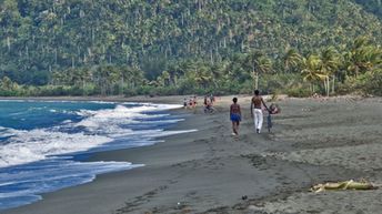 Cuba, Baracoa beach