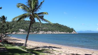 Townsville, Magnetic, Picnic Bay beach