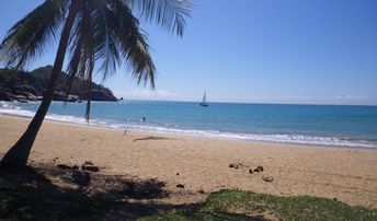 Australia, Townsville, Magnetic, Radical Bay beach