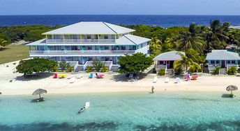 Honduras, Graham's Cay beach, main building