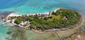 Honduras, Graham's Cay island, aerial view