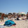Italy, Sardinia island, Cala Mariolu beach, crowd