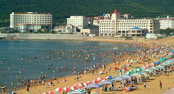 Международный пляж Вэйхай, отель Golden Bay