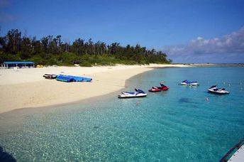 Japan, Okinawa, Minna-jima beach, Jetski