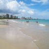Остров Пуэрто-Рико, Сан Хуан, пляж Исла Верде, мокрый песок
