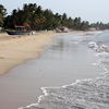 Sri Lanka, Uppuveli beach, water edge