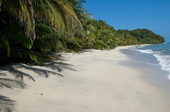 Costa Rica, Puerto Vargas beach, white sand