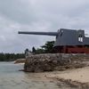 Kiribati, Tarawa, Betio beach, gun