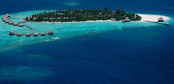 Maldives, Adaaran Club Rannalhi beach, aerial view