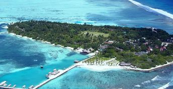 Maldives, Adaaran Hudhuranfushi beach