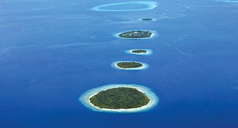 Maldives, Baa Atoll, Kendhoo, islands, aerial