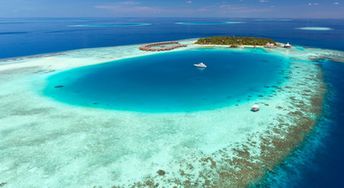 Maldives, Baros island, lagoon