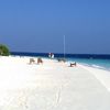 Maldives, Eriyadu beach, white sand