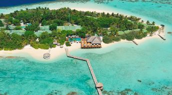 Maldives, Eriyadu Island Resort, beach