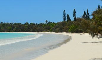 New Caledonia, Grande Terre, Kuto beach, wet sand