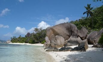 Seychelles, La Digue, Anse Pierrot beach, rocks