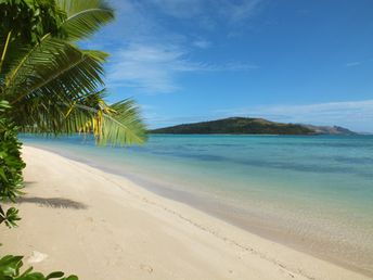 Fiji, Yasawa Islands, Matacawa Levu island, Long Beach Resort