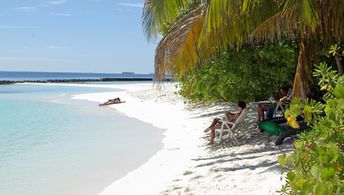Maldives, Ari Atoll, Ellaidhoo Cinnamon beach