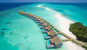 Maldives, North Ari Atoll, Kuramathi beach, sandspit