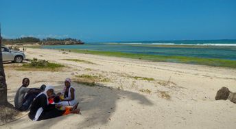 Танзания, Дар-эс-Салам, Пляж Коко-бич